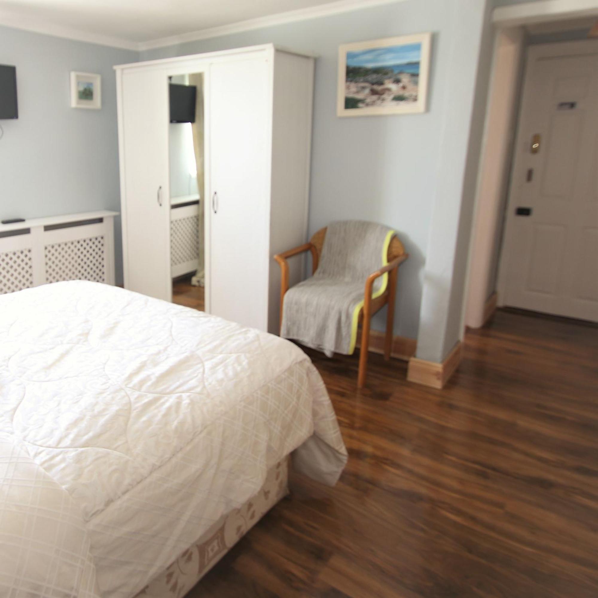 Errismore House Apartment