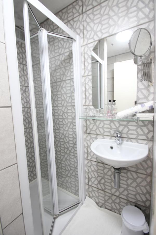 Errismore House Apartment *